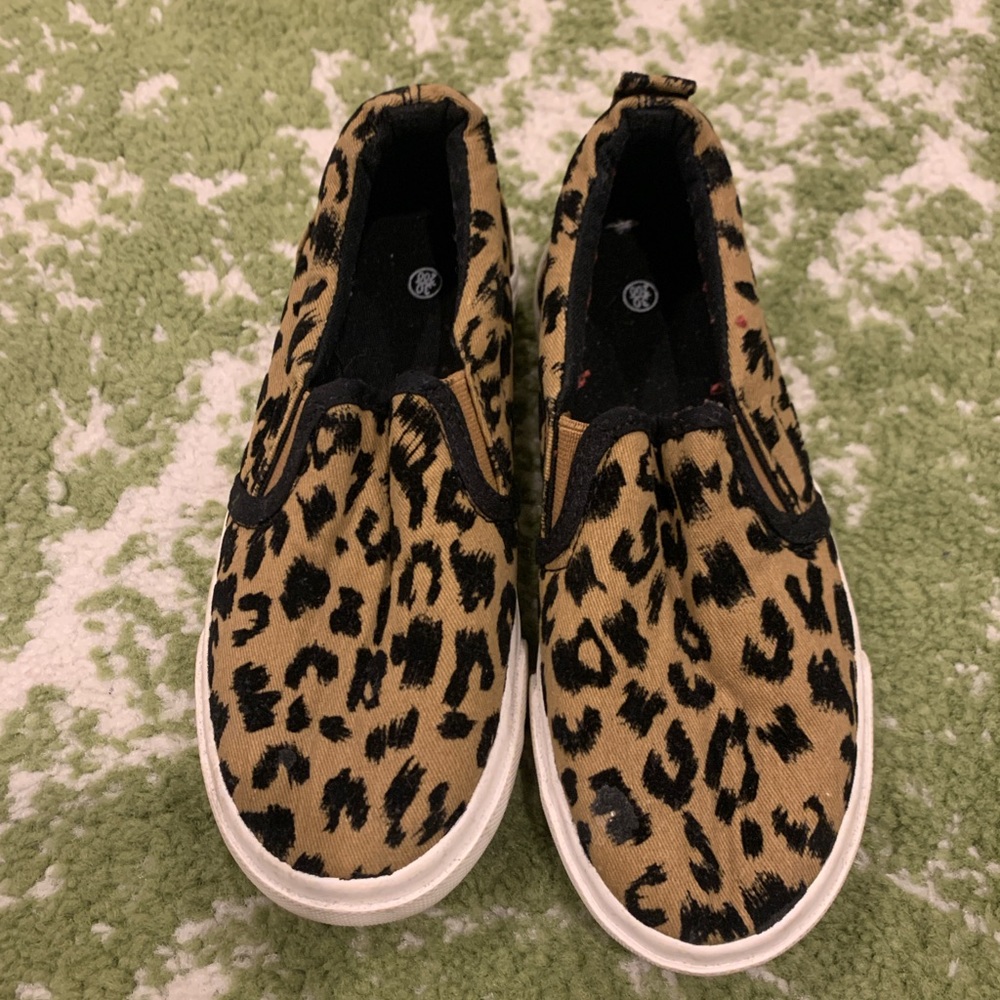 Size 12 kid shoe leopard new